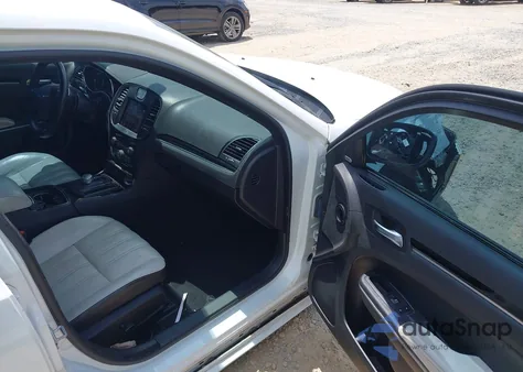 2021 Chrysler 300 300S from USA, damaged, VIN 2C3CCABG5MH634303